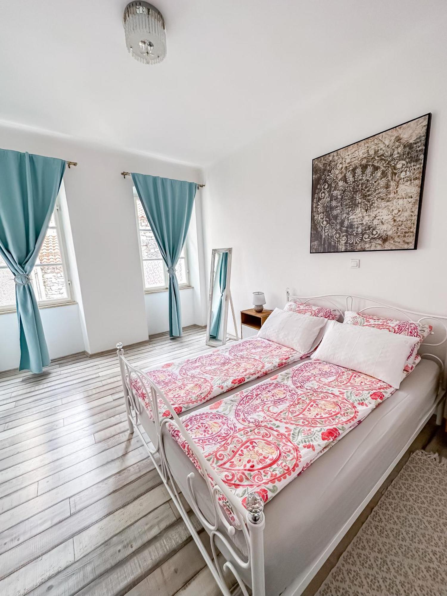 Main Square Apartment Pula Exterior photo